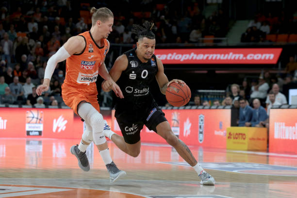 中轴线的稳 中轴线的稳