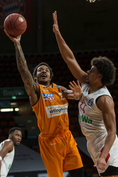 巴萨面对同 巴萨面对同