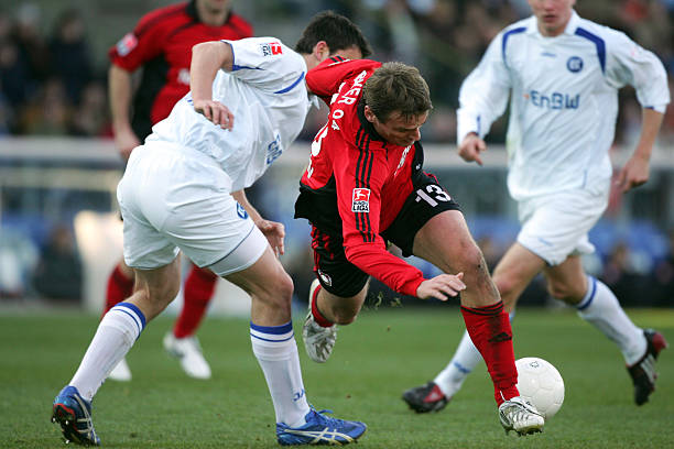 辅以跑卫短 辅以跑卫短