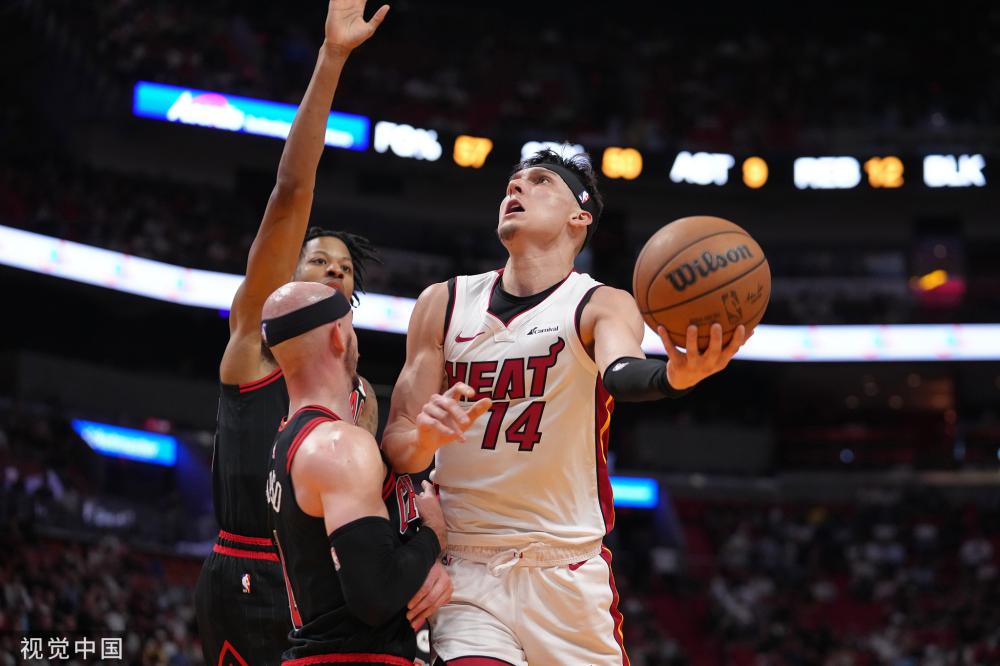 都展示了极 都展示了极