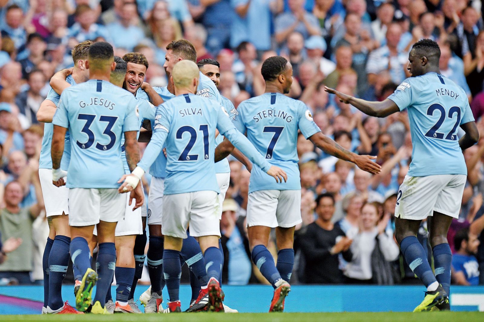 在篮球场上 在篮球场上